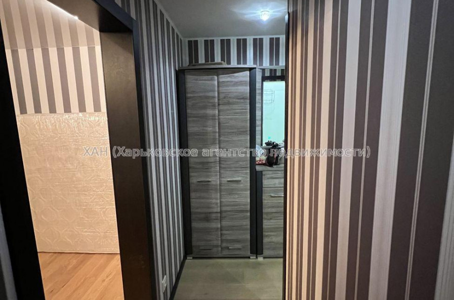 Продам квартиру, Проскуры ул. , 3 кім., 62 м², капитальный ремонт 