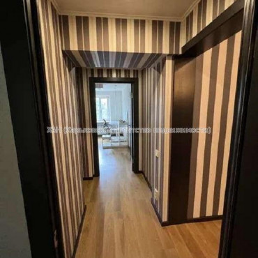 Продам квартиру, Проскуры ул. , 3  ком., 62 м², капитальный ремонт 