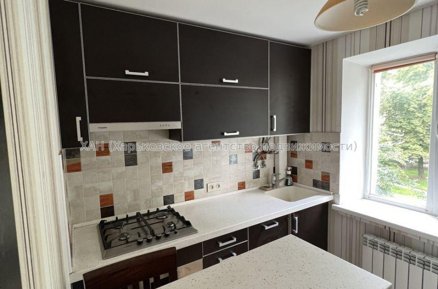 Продам квартиру, Проскуры ул. , 3 кім., 62 м², капитальный ремонт 