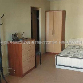 Продам квартиру, 23 Августа ул. , 1 кім., 40 м², капитальный ремонт