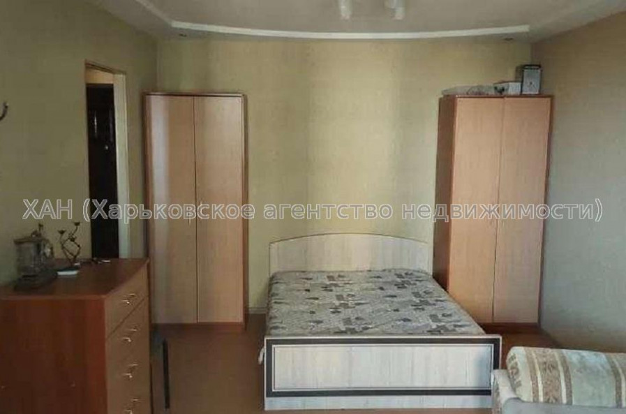 Продам квартиру, 23 Августа ул. , 1 кім., 40 м², капитальный ремонт 