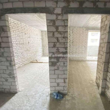 Продам квартиру, Валентиновская ул. , 1 кім., 39 м², без ремонта 