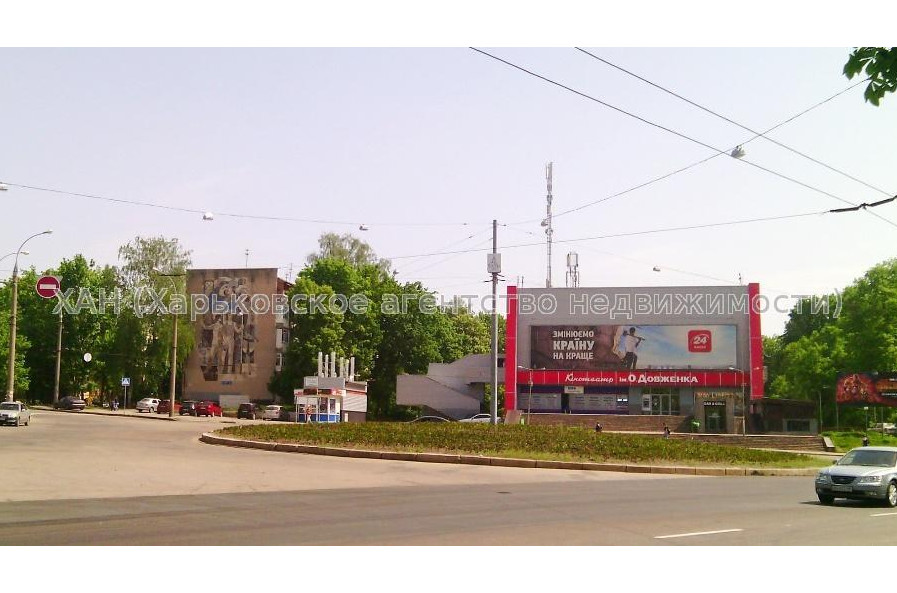 Продам квартиру, 23 Августа ул. , 1 кім., 30 м², частичный ремонт 