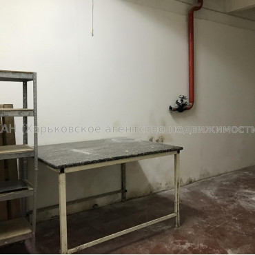 Здам нежитлову нерухомість, производственное помещение , 4 кім., 220 м²