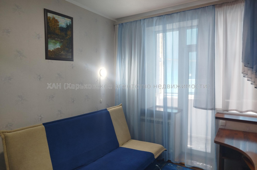 Продам квартиру, Григория Сковороды ул. , 3  ком., 64 м², капитальный ремонт 