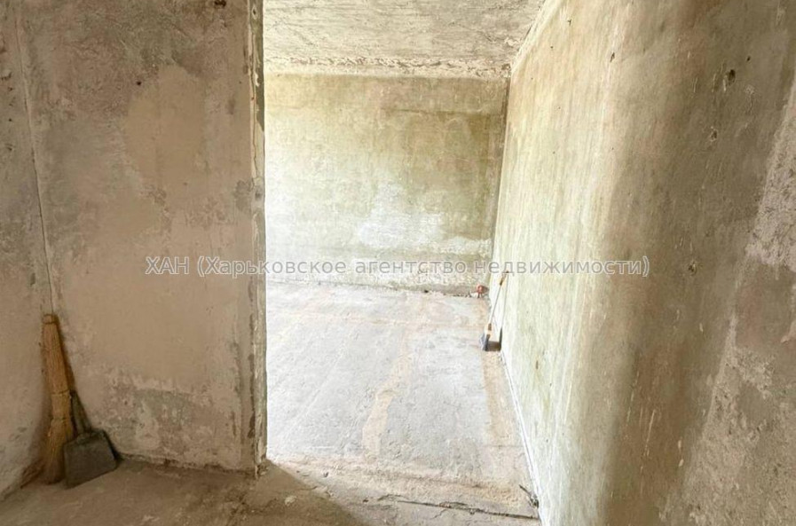 Продам квартиру, Победы просп. , 2 кім., 48 м², без ремонта 
