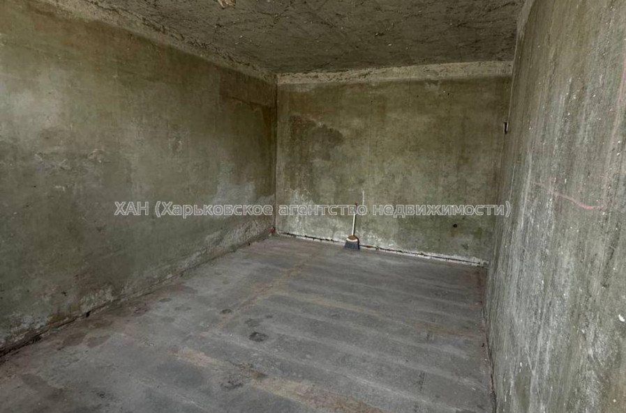 Продам квартиру, Победы просп. , 2 кім., 48 м², без ремонта 