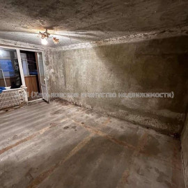 Продам квартиру, Победы просп. , 2  ком., 48 м², без ремонта