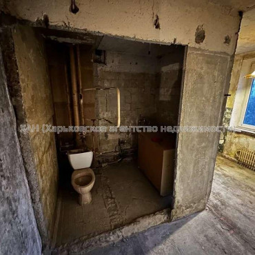 Продам квартиру, Победы просп. , 2  ком., 48 м², без ремонта 