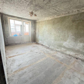 Продам квартиру, Победы просп. , 2 кім., 48 м², без ремонта