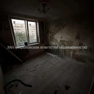 Продам квартиру, Победы просп. , 2  ком., 48 м², без ремонта 