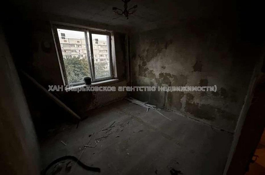 Продам квартиру, Победы просп. , 2  ком., 48 м², без ремонта 