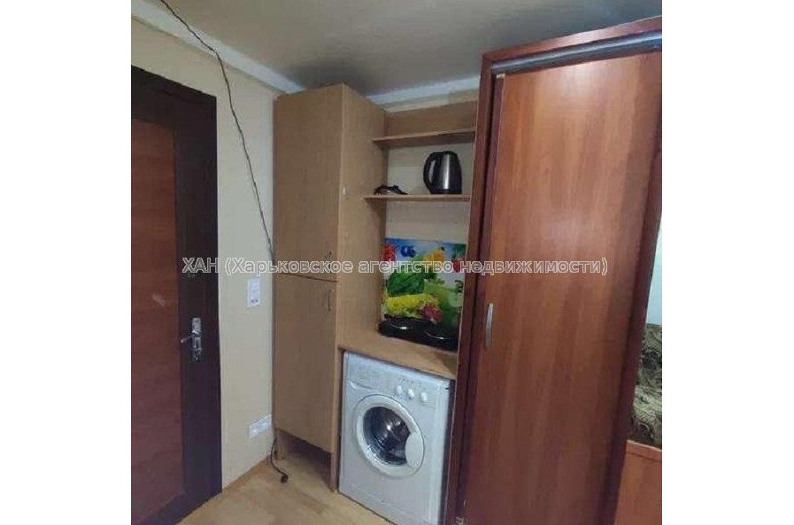 Продам квартиру, Ощепкова Андрея ул. , 1  ком., 9 м², косметический ремонт 