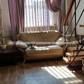 Продам квартиру, Гагарина просп. , 3  ком., 57 м², капитальный ремонт