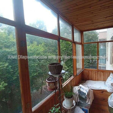 Продам квартиру, Науки просп. , 3  ком., 76 м², капитальный ремонт 