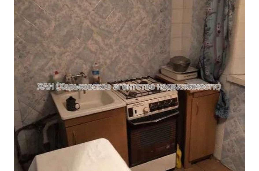 Продам квартиру, Героев Харькова просп. , 2  ком., 47 м², без ремонта 