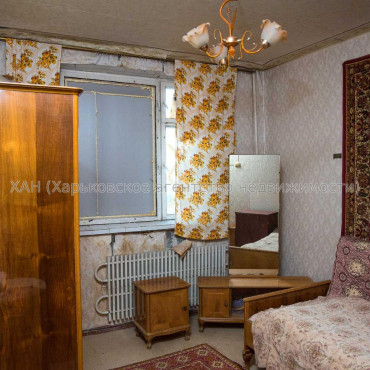 Продам квартиру, Героев Харькова просп. , 2  ком., 47 м², без ремонта 