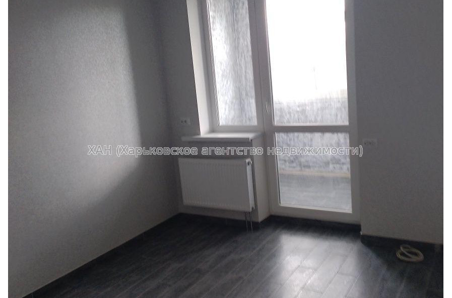 Продам квартиру, Любови Малой  просп. , 2 кім., 70 м², капитальный ремонт 