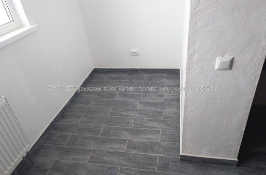 Продам квартиру, Любови Малой  просп. , 2 кім., 70 м², капитальный ремонт 