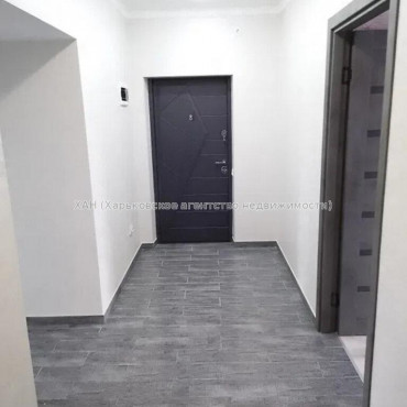 Продам квартиру, Любови Малой  просп. , 2 кім., 70 м², капитальный ремонт 