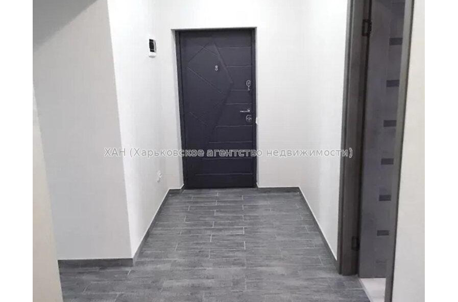 Продам квартиру, Любови Малой  просп. , 2 кім., 70 м², капитальный ремонт 