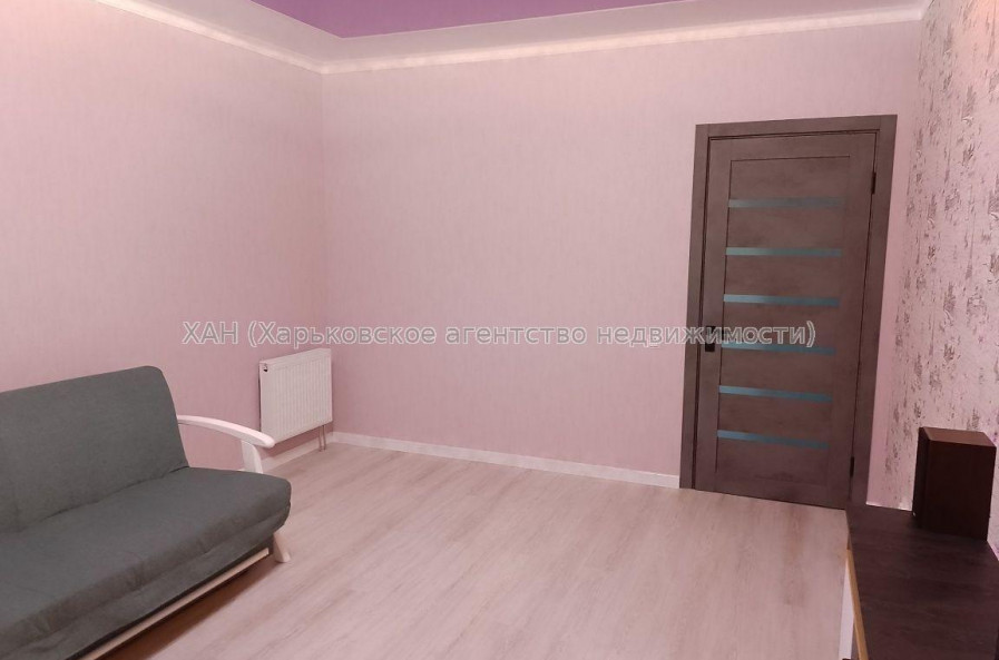 Продам квартиру, Любови Малой  просп. , 2 кім., 70 м², капитальный ремонт 