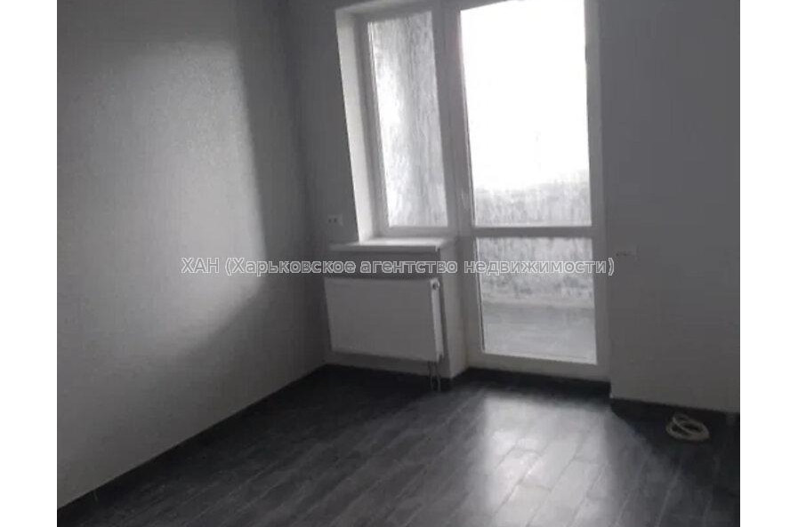 Продам квартиру, Любови Малой  просп. , 2 кім., 70 м², капитальный ремонт 