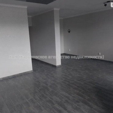 Продам квартиру, Любови Малой  просп. , 2 кім., 70 м², капитальный ремонт 