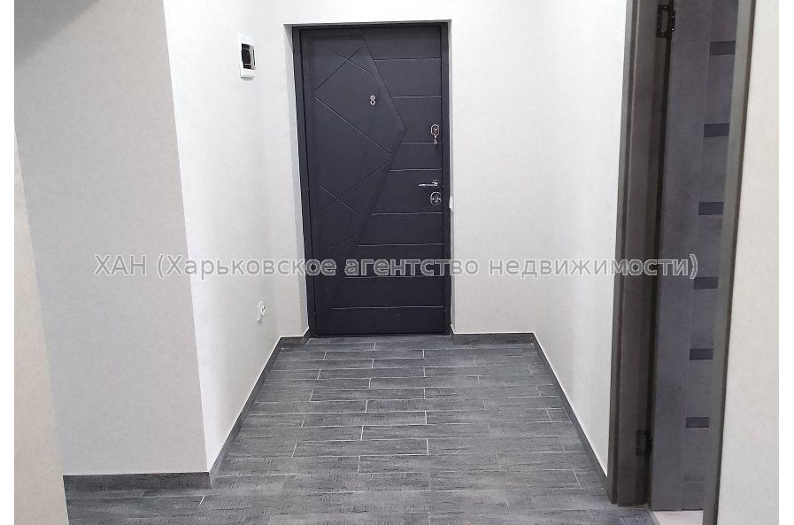 Продам квартиру, Любови Малой  просп. , 2  ком., 70 м², капитальный ремонт 