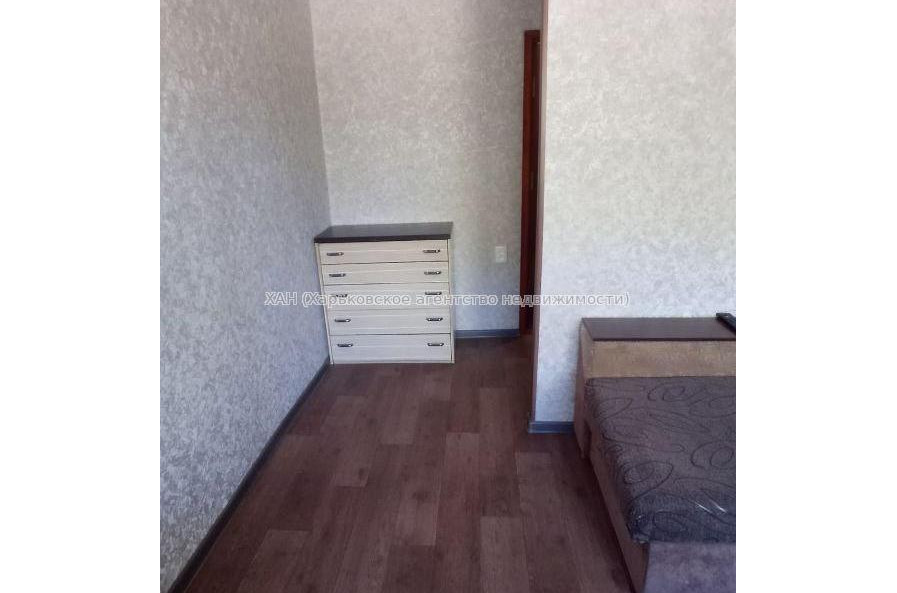 Продам квартиру, Шекспира ул. , 1 кім., 10 м², капитальный ремонт 