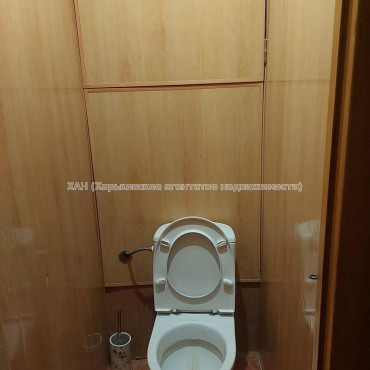 Продам квартиру, Шекспира ул. , 1 кім., 10 м², капитальный ремонт 