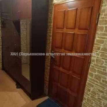 Продам квартиру, Шекспира ул. , 1 кім., 10 м², капитальный ремонт 