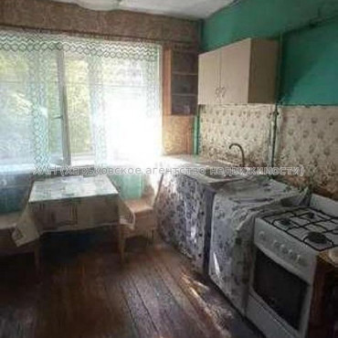 Продам квартиру, Шекспира ул. , 1 кім., 10 м², капитальный ремонт 