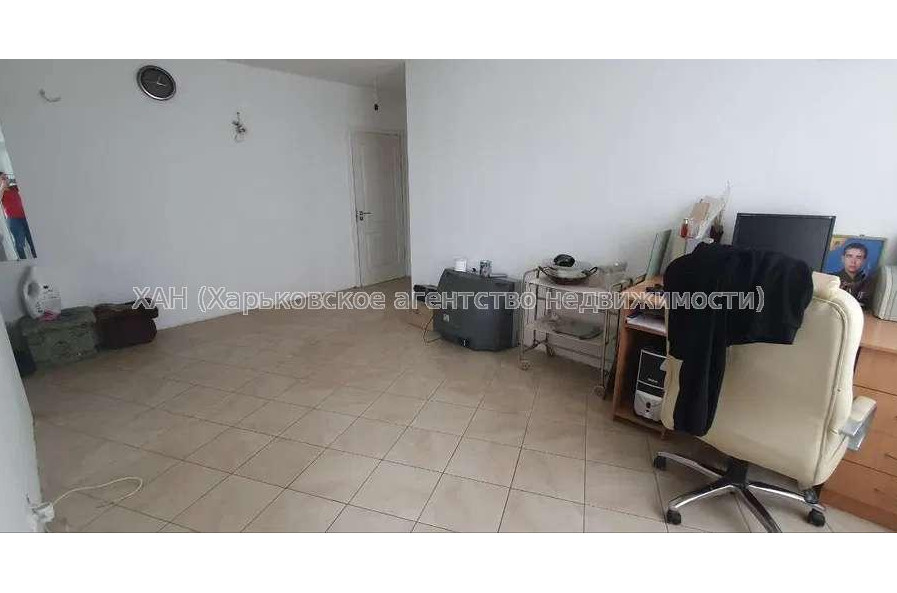 Продам квартиру, Тракторостроителей просп. , 3  ком., 65 м², капитальный ремонт 