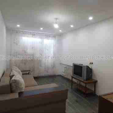 Продам квартиру, Тракторостроителей просп. , 3  ком., 65 м², капитальный ремонт 