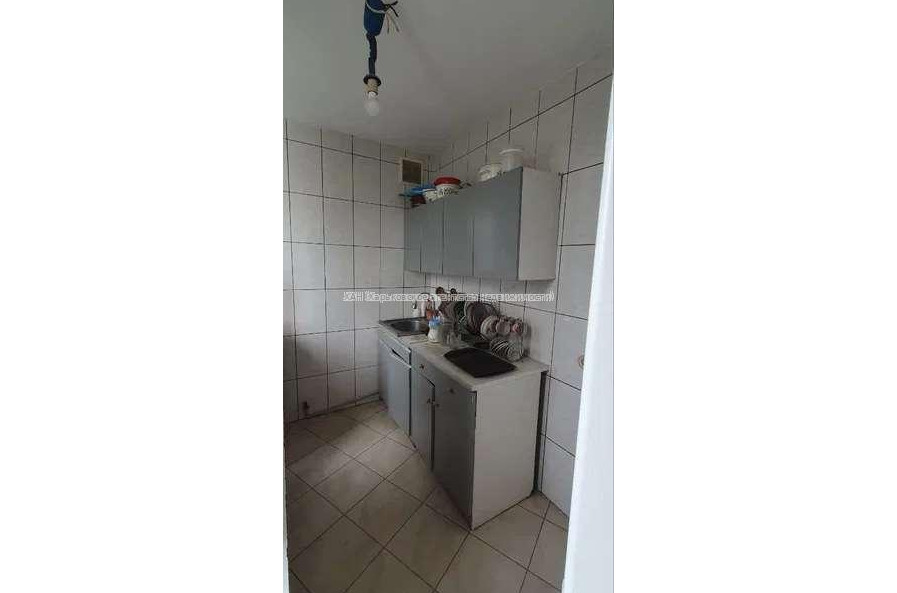 Продам квартиру, Тракторостроителей просп. , 3  ком., 65 м², капитальный ремонт 