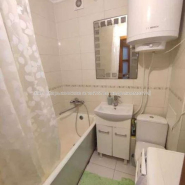 Продам квартиру, Деревянко ул. , 2  ком., 45 м², капитальный ремонт 