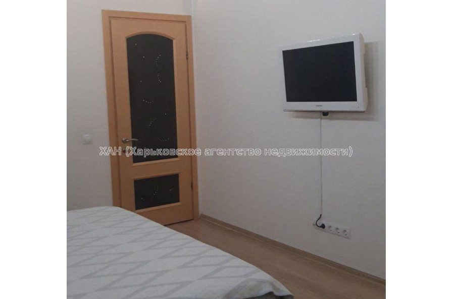 Продам квартиру, Непокоренных ул. , 2 кім., 63 м², евроремонт 