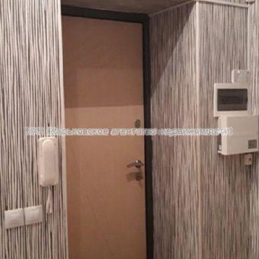 Продам квартиру, Непокоренных ул. , 2 кім., 63 м², евроремонт 