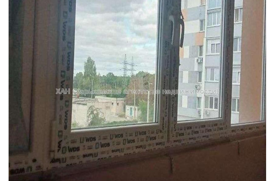 Продам квартиру, Домостроительная ул. , 1 кім., 55 м², без ремонта 
