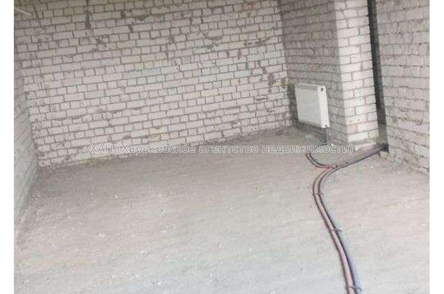 Продам квартиру, Домостроительная ул. , 1 кім., 55 м², без ремонта 