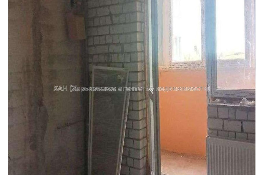 Продам квартиру, Домостроительная ул. , 1 кім., 55 м², без ремонта 