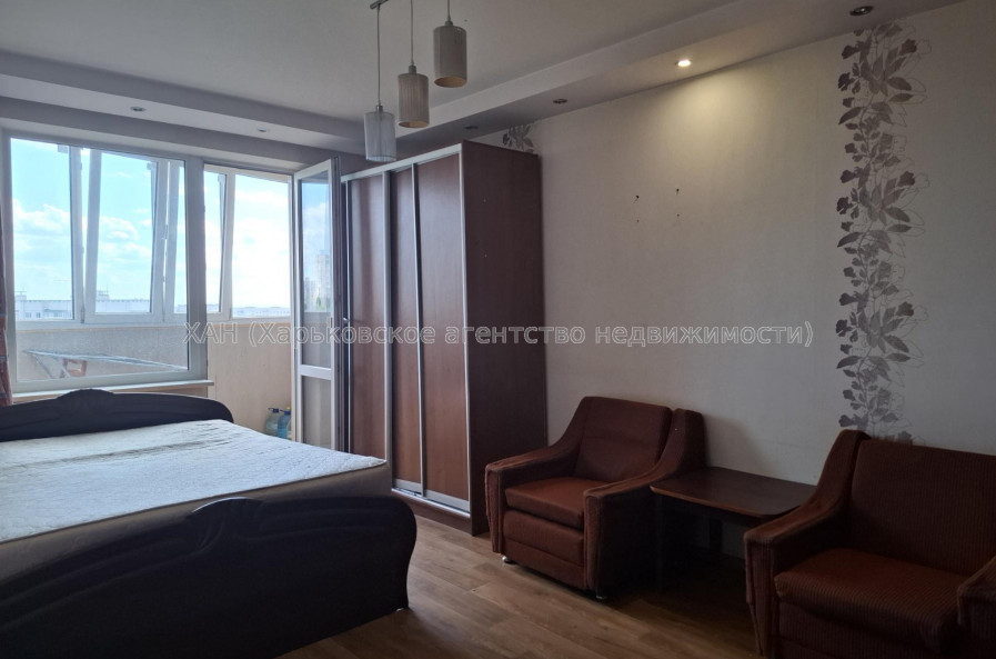 Продам квартиру, Валентиновская ул. , 2  ком., 44 м², капитальный ремонт 
