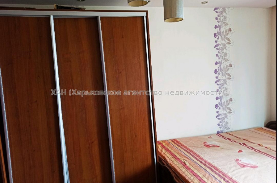 Продам квартиру, Валентиновская ул. , 2  ком., 44 м², капитальный ремонт 