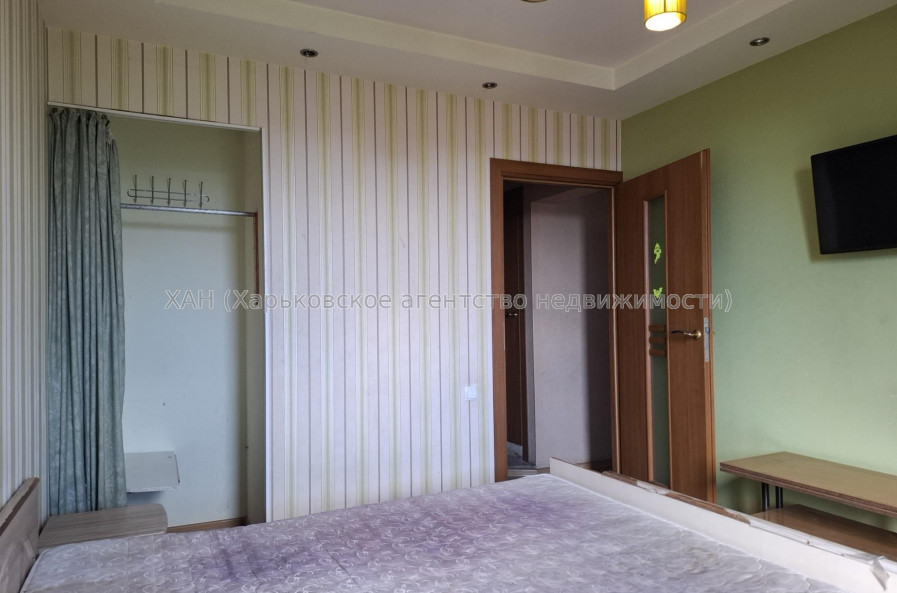 Продам квартиру, Валентиновская ул. , 2  ком., 44 м², капитальный ремонт 