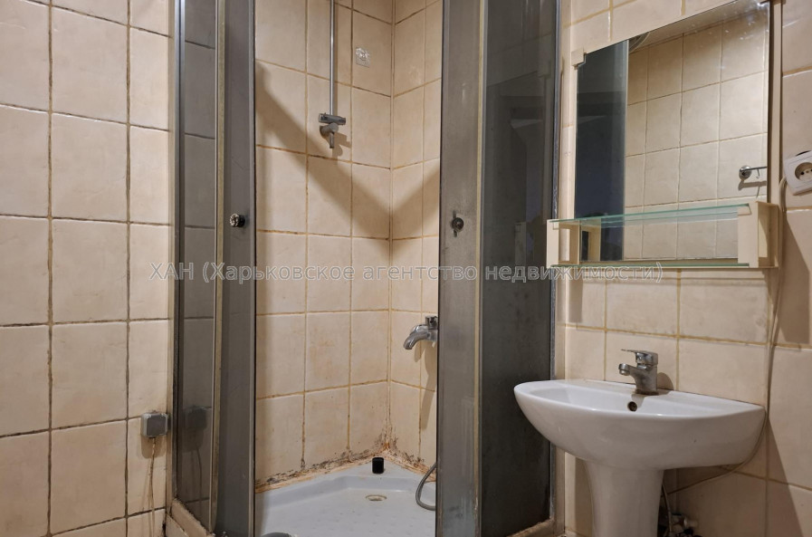 Продам квартиру, Валентиновская ул. , 2  ком., 44 м², капитальный ремонт 