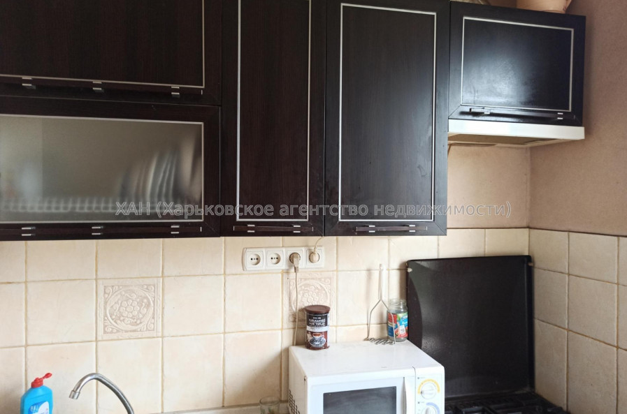 Продам квартиру, Валентиновская ул. , 2  ком., 44 м², капитальный ремонт 