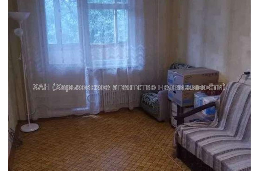 Продам квартиру, Ахсарова Энвера ул. , 3  ком., 64 м², советский ремонт 