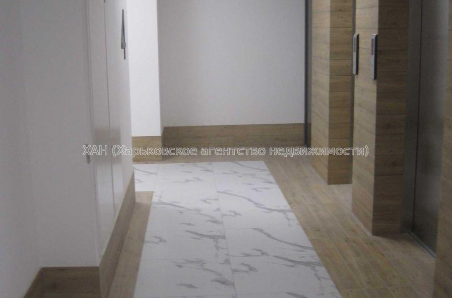 Продам квартиру, Динамовская ул. , 2  ком., 103 м², без отделочных работ 