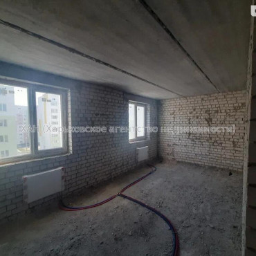 Продам квартиру, Мира ул. , 2  ком., 74 м², без внутренних работ 